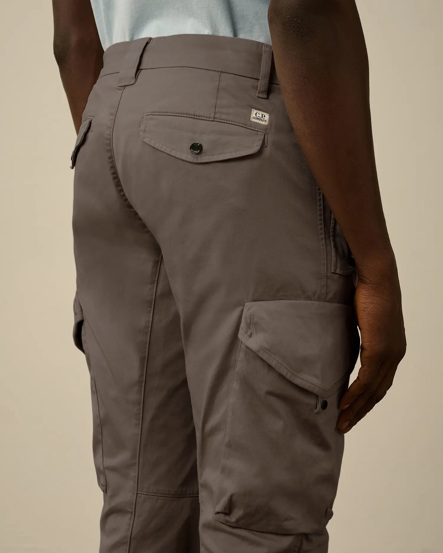 Cp Company 058A Stretch Satin Lens Cargo Pants In Smoked Pearl
