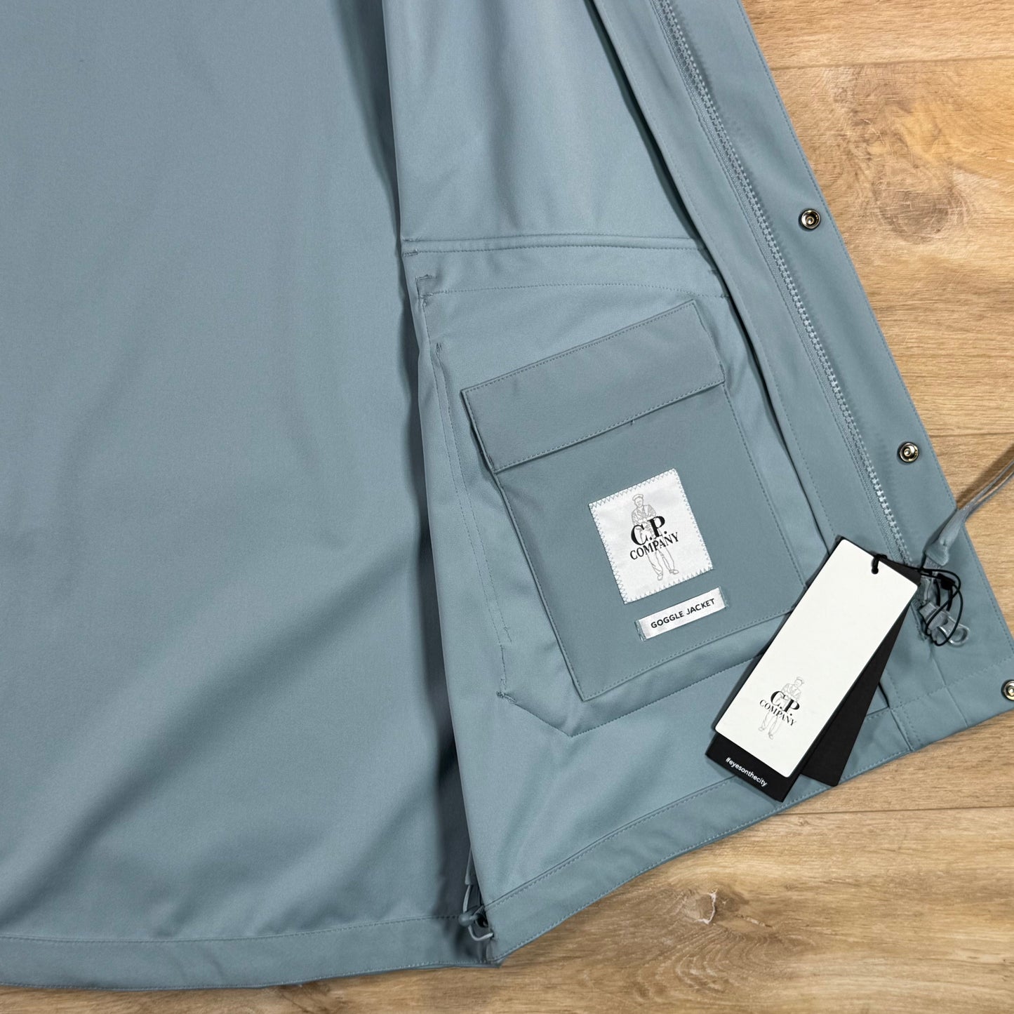 C.P. Company Shell-R Goggle Gilet in Silver Blue