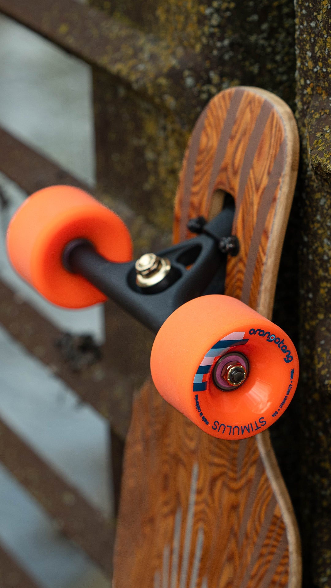 Loaded Boards Tan Tien Prism Complete (70mm Stimulus, Paris Trucks, Flex 2)