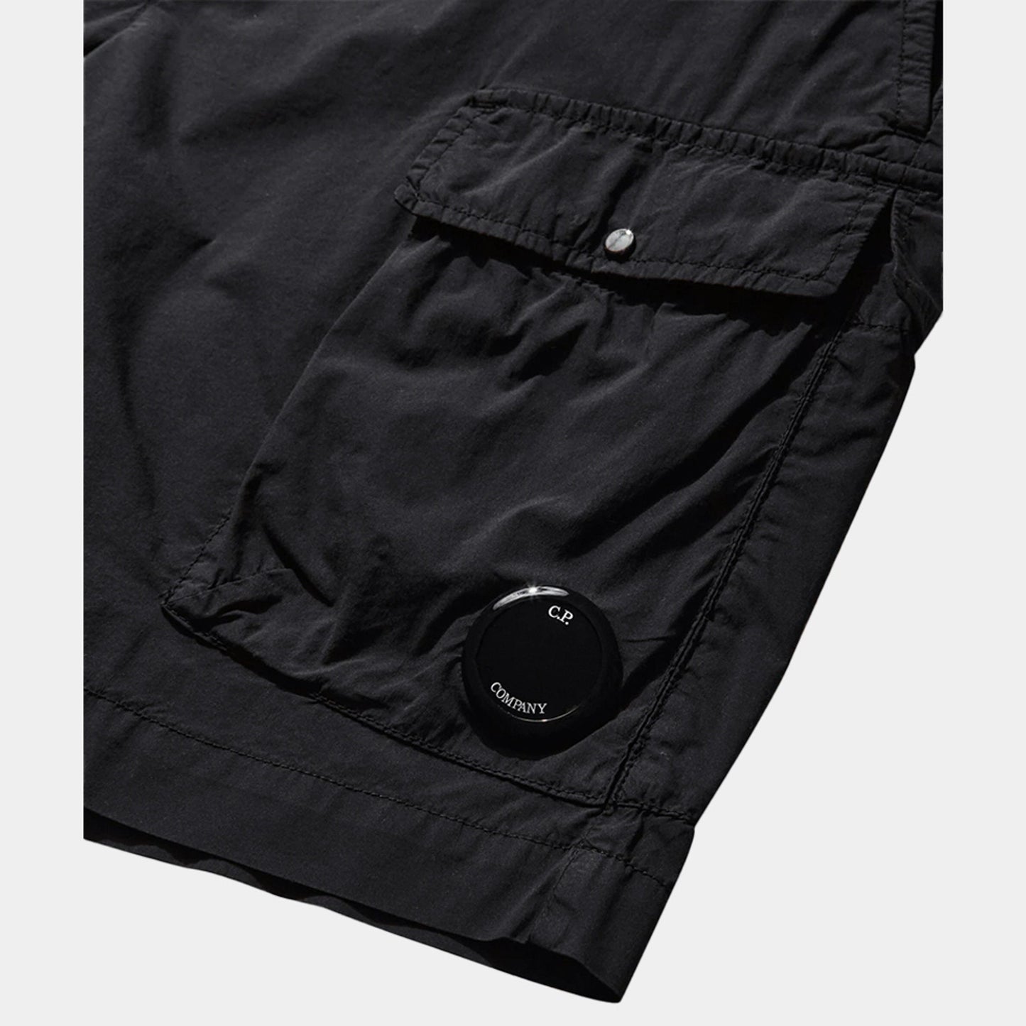 Cp Company 111A 50 Fili Lens Cargo Shorts In Black