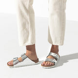 Load image into Gallery viewer, Women's Arizona Soft Footbed Leather Metallic Silver Medium/Narrow