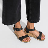 Load image into Gallery viewer, Women's Soley Leather Black Medium/Narrow