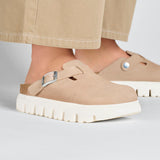 Load image into Gallery viewer, Unisex Boston Chunky Suede Leather Warm Sand Medium/Narrow