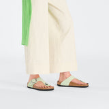 Load image into Gallery viewer, Women's Gizeh Big Buckle Nubuck Leather Faded Lime Regular/Wide