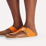 Load image into Gallery viewer, Women's Gizeh Big Buckle Natural Leather Patent High-Shine Kurkuma