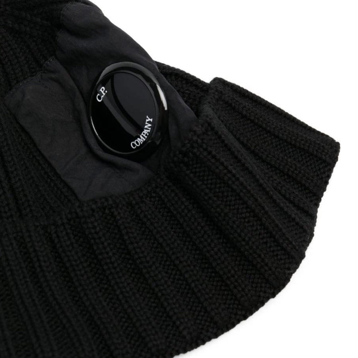 Cp Company Extrafine Merino Wool Mixed Lens Beanie In Black