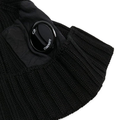 Cp Company Extrafine Merino Wool Mixed Lens Beanie In Black