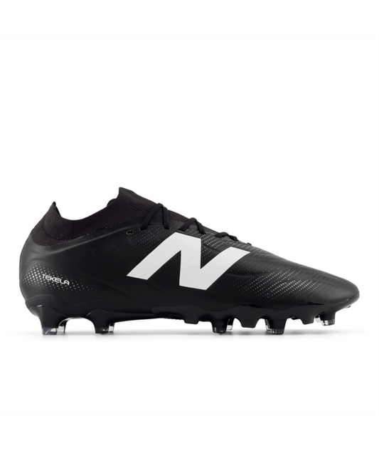 New Balance Men's Tekela Team Low Laced FG V5 Soccer Cleat