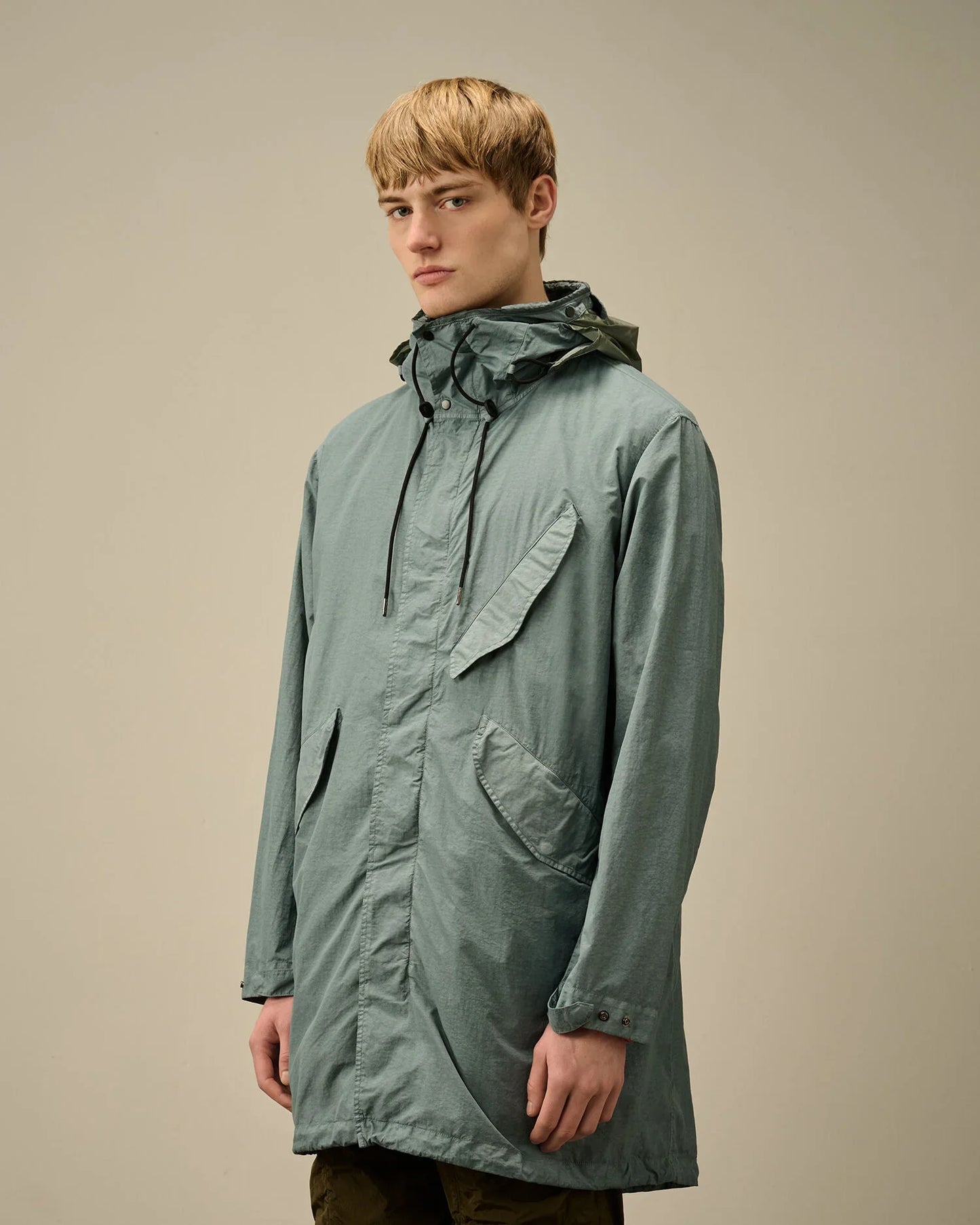 Cp Company Flatt Nylon Fishtail Goggle Parka Jacket In Stormy Weather