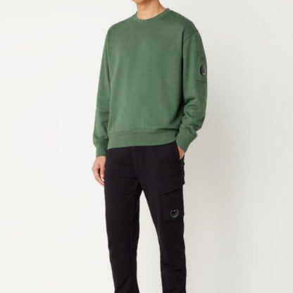 Cp Company Loose Fit Lens Diagonal Fleece Resist Dyed Sweatshirt In Duck Green