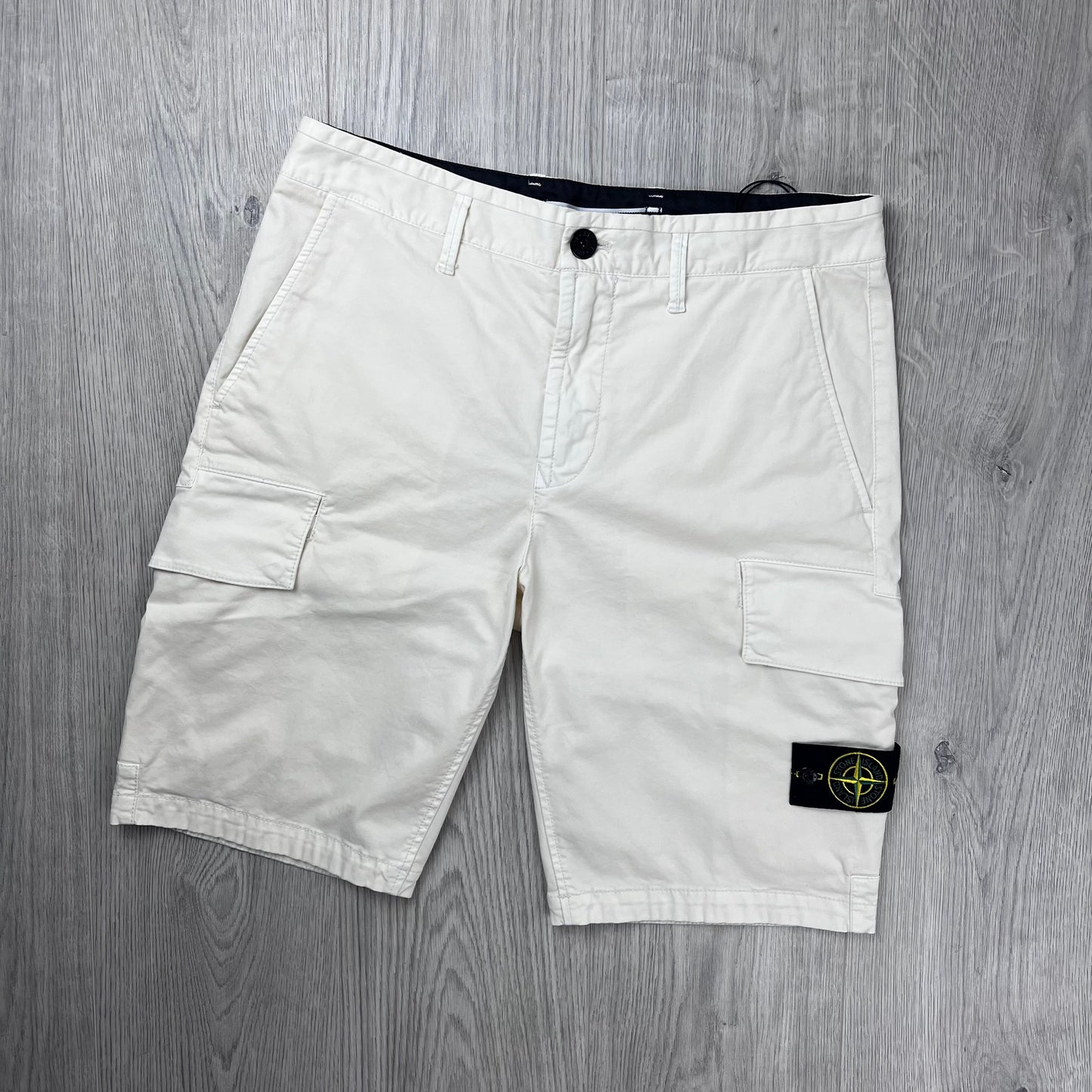 Stone Island Cargo Shorts - Ivory