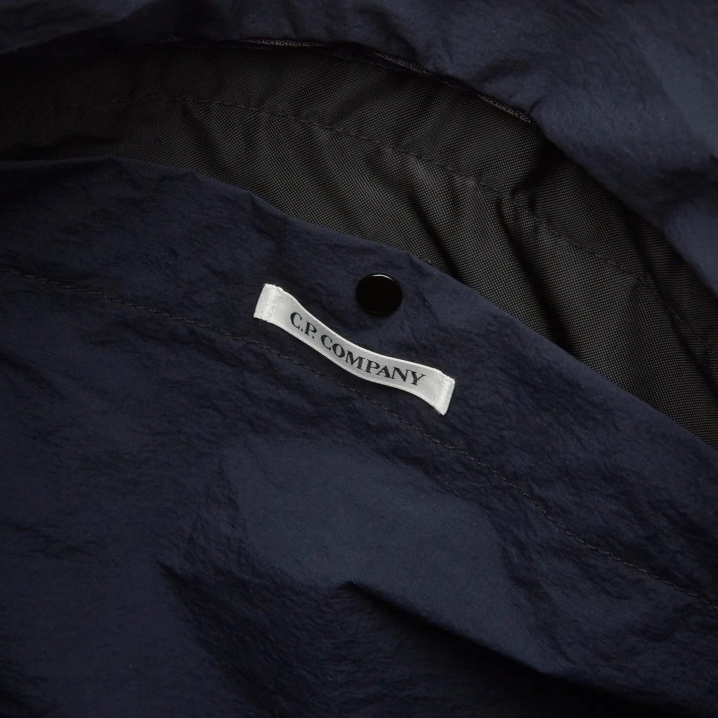 Cp Company Plain Paper Touch Zipped Logo Bag In Navy with Certilogo