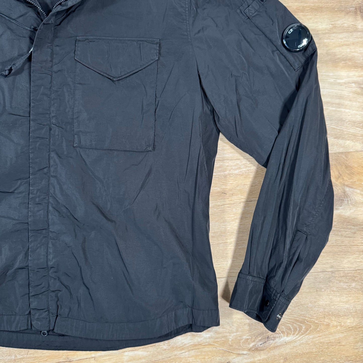 C.P. Company Chrome-R Lens Overshirt in Black