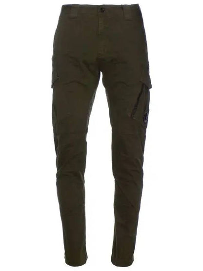 Cp Company 124A Stretch Satin Lens Cargo Pants In Ivy Green
