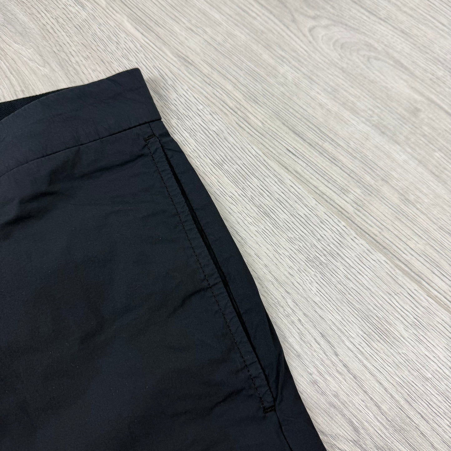 CP Company 50 Fili Cargo Shorts - Black