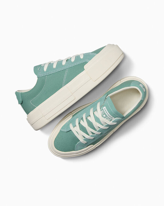 Converse Cruise Low Top