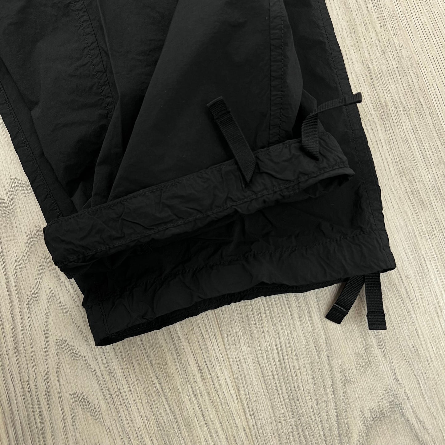 Stone Island Ghost SMERIGLIATO Cargo Trousers - Black