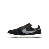 Load image into Gallery viewer, Nike Jr. Streetgato Little/Big Kids' Low-Top Soccer Shoes