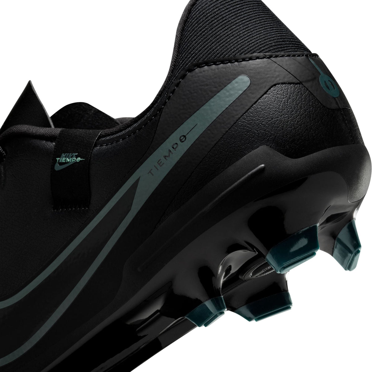 Nike Tiempo Legend 10 Academy Multi-Ground Low-Top Soccer Cleats