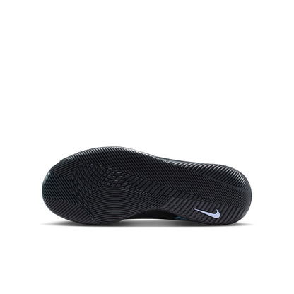 Nike Jr. Mercurial Vapor 16 Club Little/Big Kids' Indoor/Court Low-Top Soccer Shoes