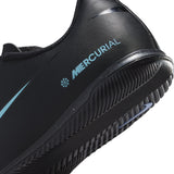 Load image into Gallery viewer, Nike Jr. Mercurial Vapor 16 Club Little/Big Kids' Indoor/Court Low-Top Soccer Shoes