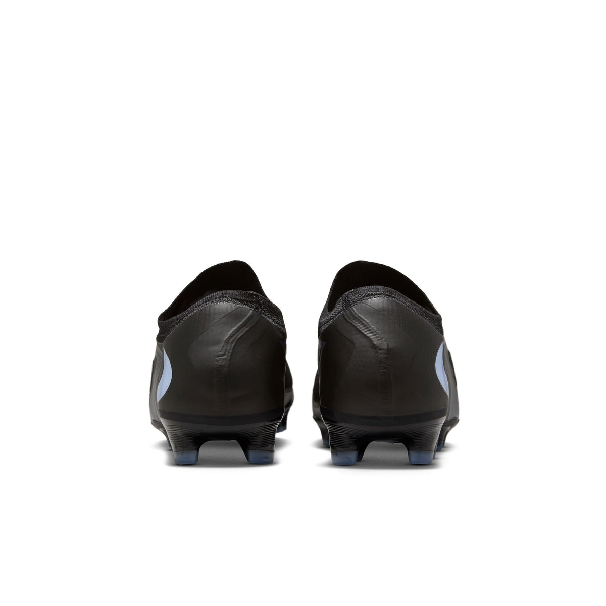 Nike Phantom 6 Low Pro Firm-Ground Soccer Cleats