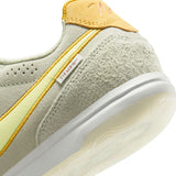 Load image into Gallery viewer, Nike Tiempo Streetgato LE Indoor/Court Low-Top Soccer Shoes