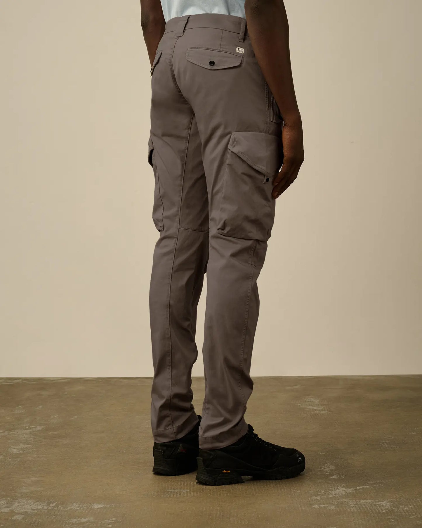 Cp Company 058A Stretch Satin Lens Cargo Pants In Smoked Pearl