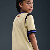 Load image into Gallery viewer, Nike FC Barcelona 2025/26 Big Kids’ Stadium Away Kobe Jersey