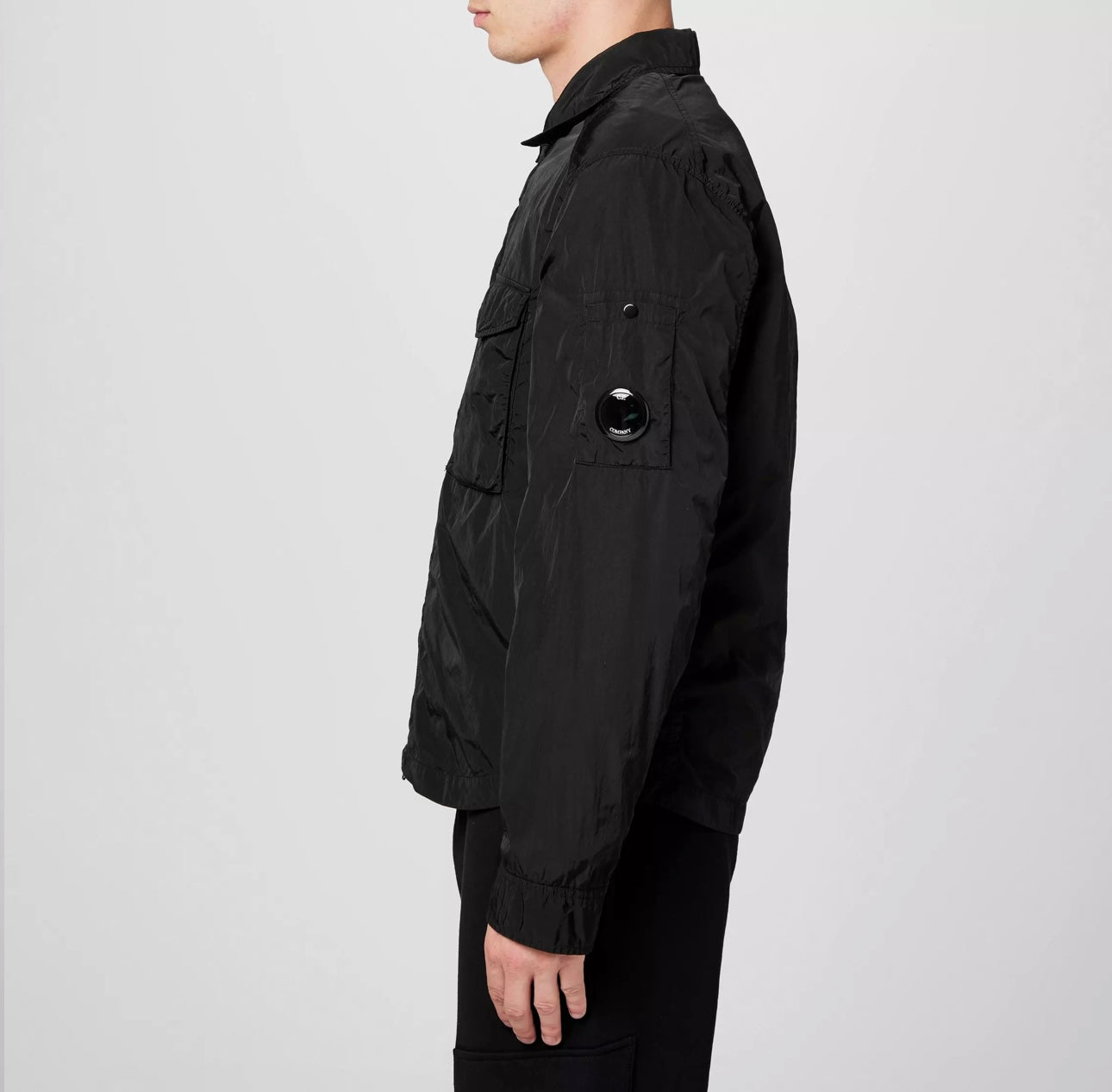 Cp Company 095A Chrome-R Full Zip Overshirt Black with Certilogo