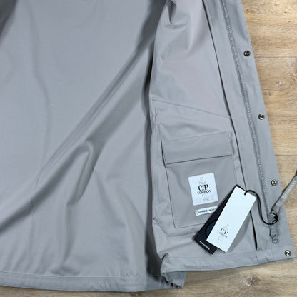 C.P. Company Shell-R Goggle Gilet in Dove