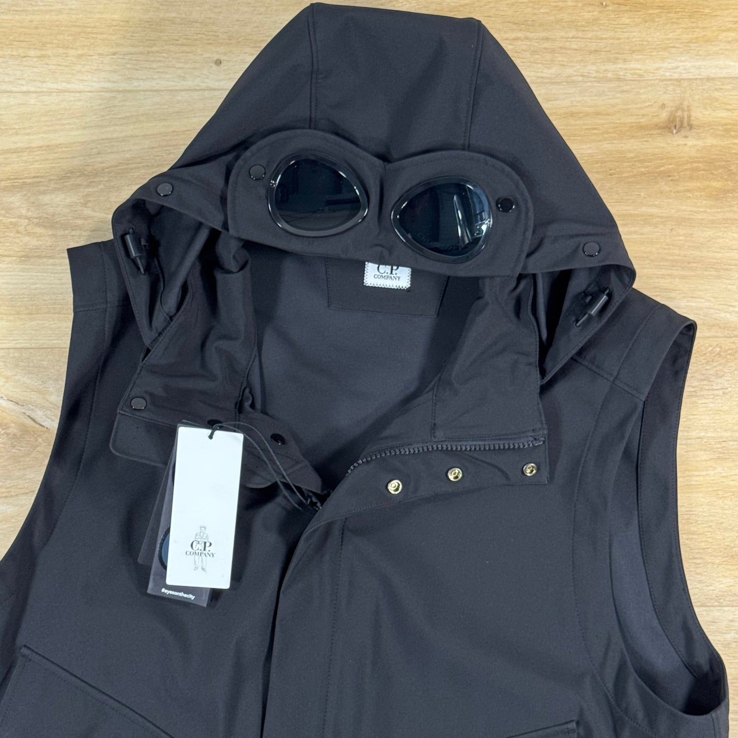 C.P. Company Shell-R Goggle Gilet in Black
