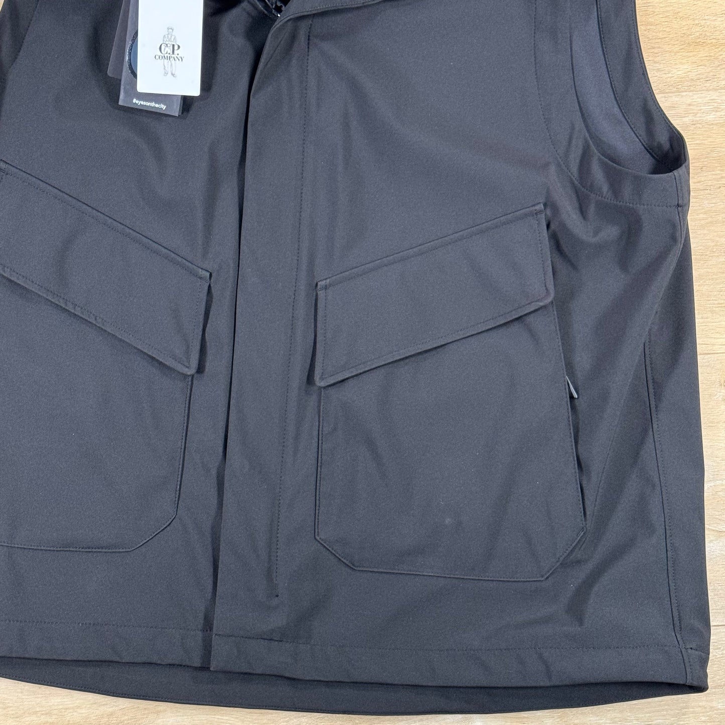 C.P. Company Shell-R Goggle Gilet in Black
