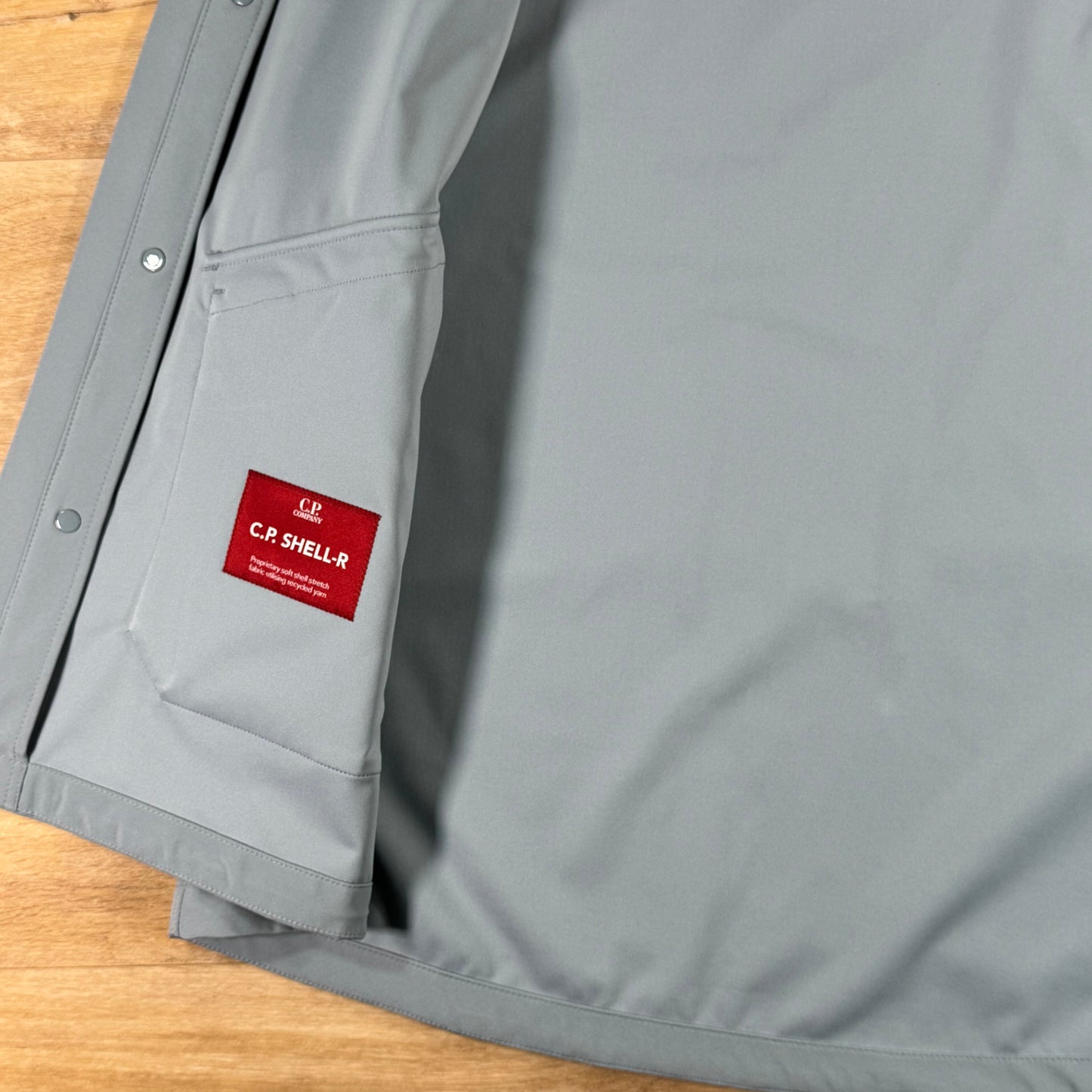 C.P. Company Shell-R Goggle Gilet in Silver Blue