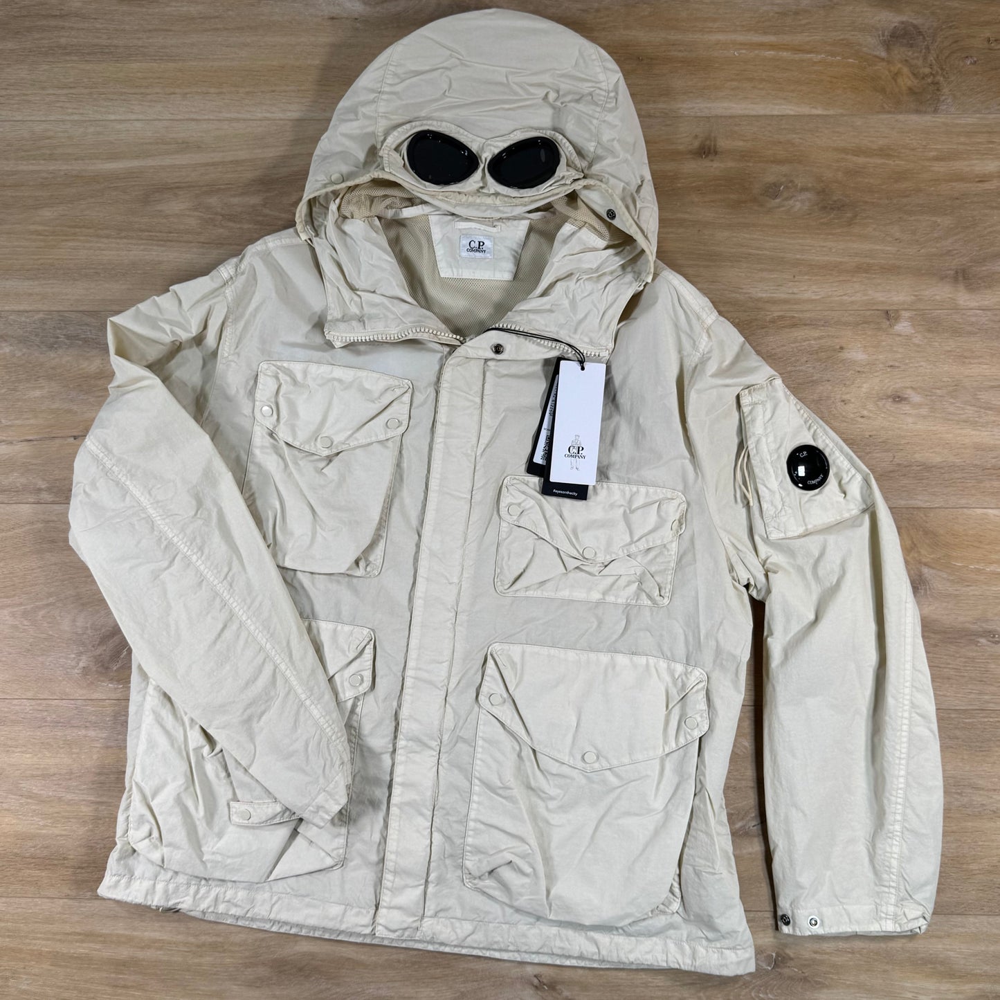 C.P. Company Flatt Nylon Goggle Lens Jacket in Frozen Dew