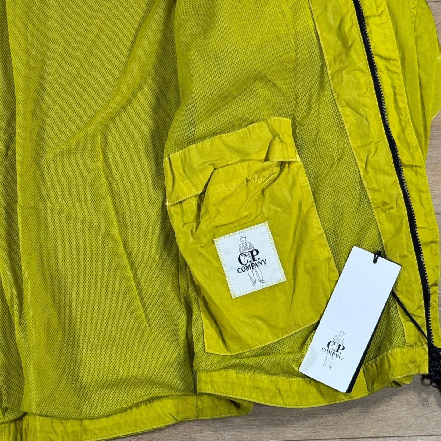 C.P. Company Chrome-R Lens Overshirt in Antique Moss - Yellow