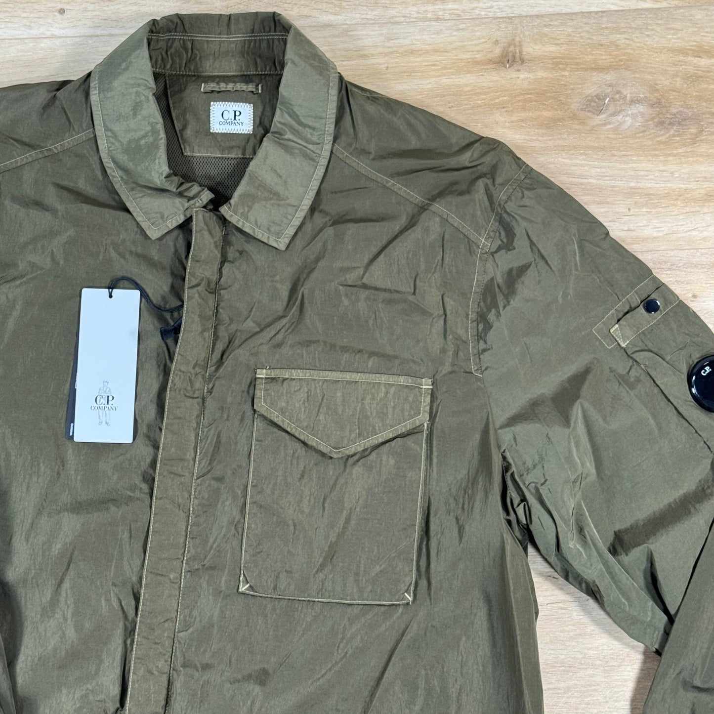 C.P. Company Chrome-R Lens Overshirt in Ivy Green