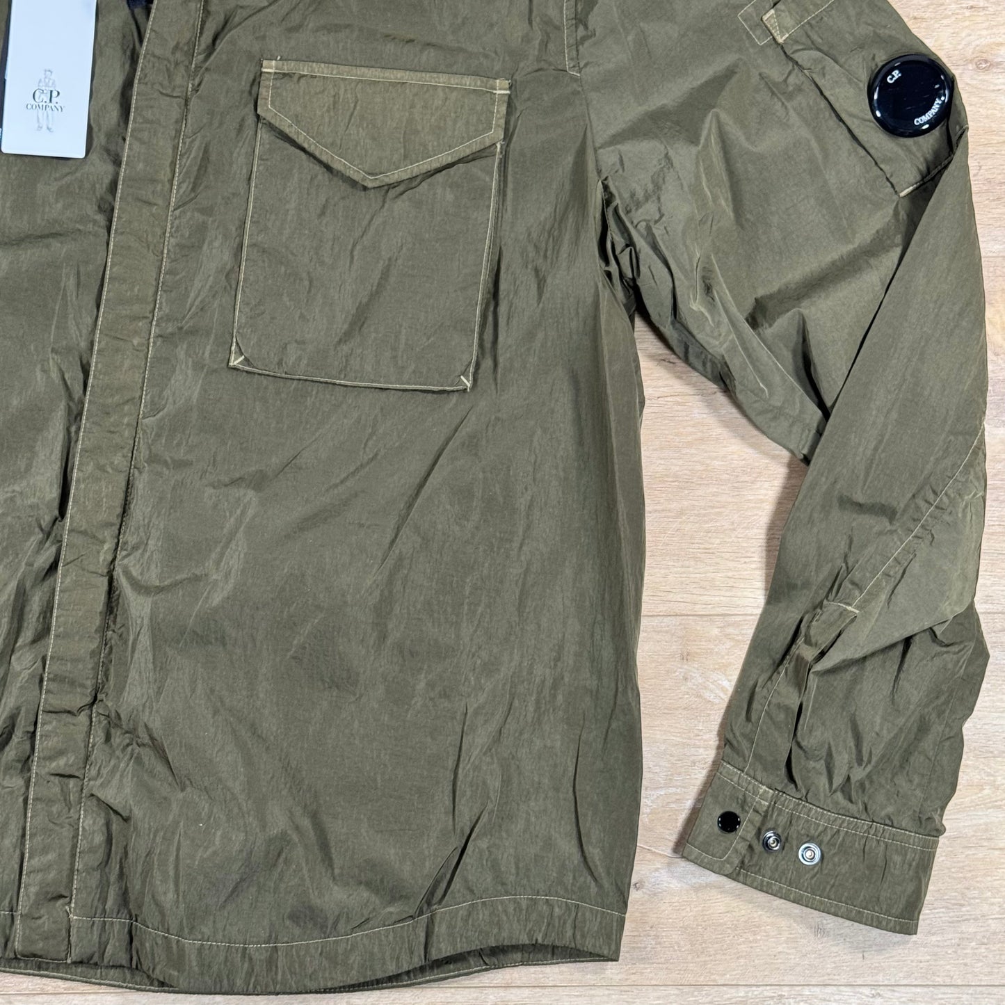 C.P. Company Chrome-R Lens Overshirt in Ivy Green