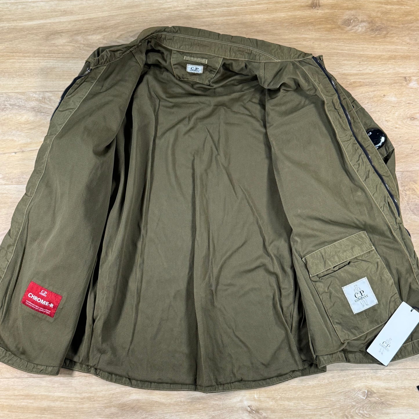 C.P. Company Chrome-R Lens Overshirt in Ivy Green