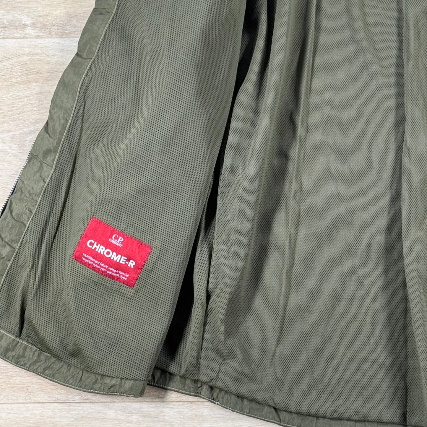 C.P. Company Chrome-R Lens Overshirt in Ivy Green