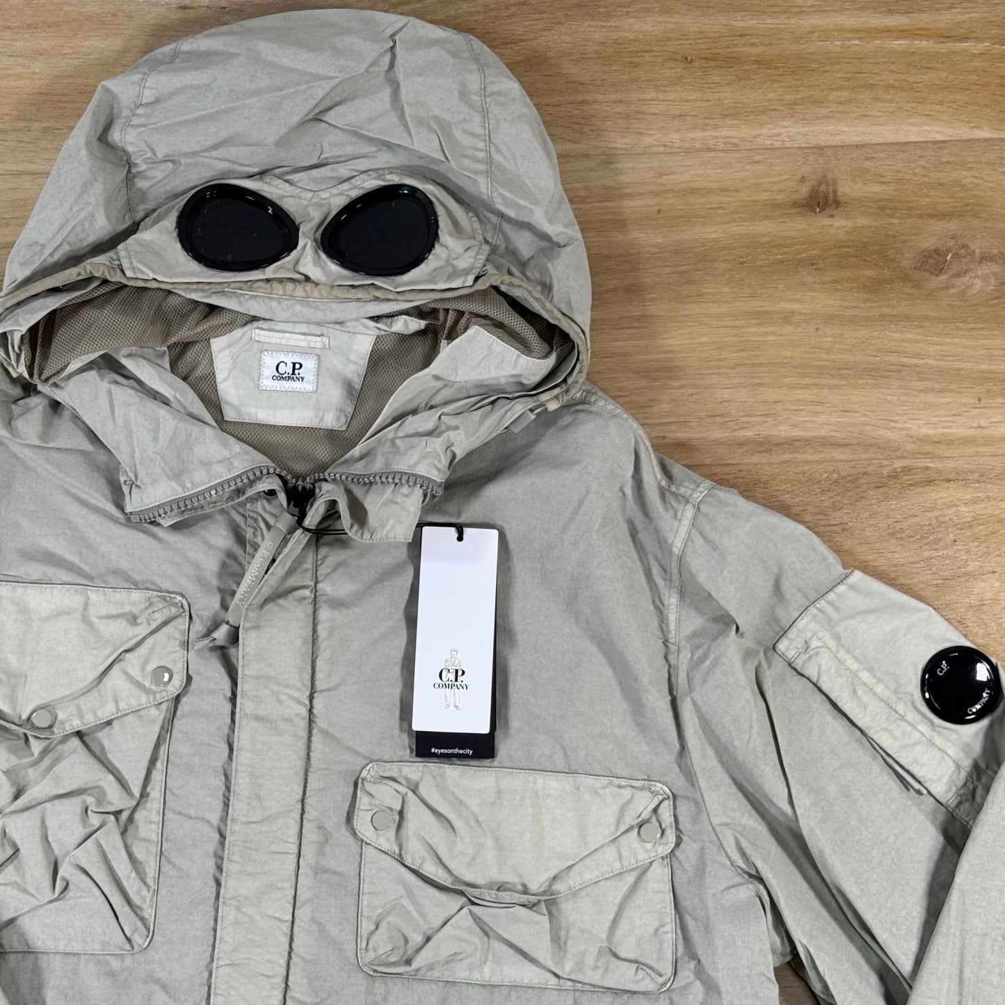 C.P. Company Flatt Nylon Goggle Lens Jacket in Dove