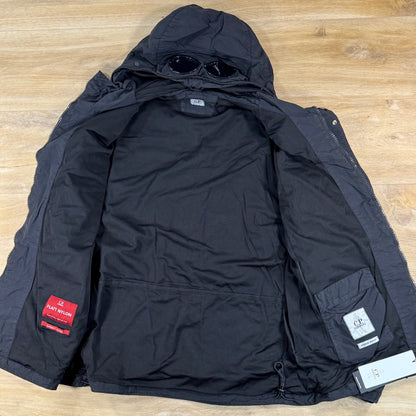 C.P. Company Flatt Nylon Goggle Lens Jacket in Black