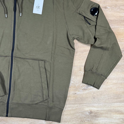 C.P. Company Light Fleece Zip Lens Hoodie in Ivy Green