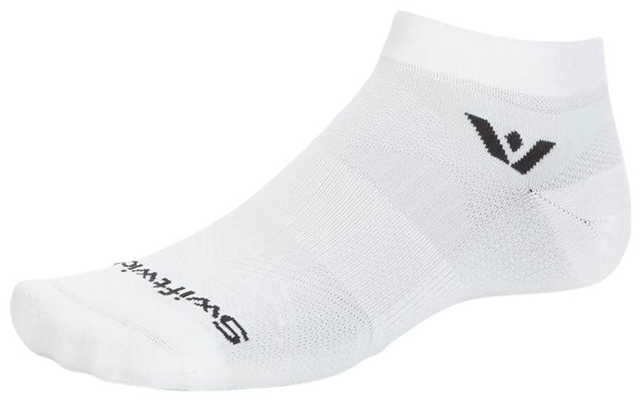 Swiftwick Aspire Ankle Socks - Circuit White Medium
