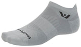 Load image into Gallery viewer, Swiftwick Aspire No Show Socks - Circuit Pewter Medium