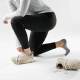 Load image into Gallery viewer, Smartwool - Women's Run Targeted Cushion Low Ankle Socks - Light Gray White