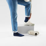 Load image into Gallery viewer, Smartwool - Everyday Anchor Line Crew Socks - Unisex - Deep Navy