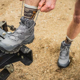 Load image into Gallery viewer, Smartwool - Hike Targeted Cushion Bear Stripe Mid Crew Socks - Ash