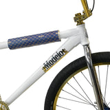 Load image into Gallery viewer, Throne Goon Modelo 29" Bike