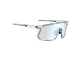 Load image into Gallery viewer, Tifosi Moab Fototec Interchange Blue Eyewear